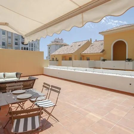 Cozy In With Kitchenette Estepona